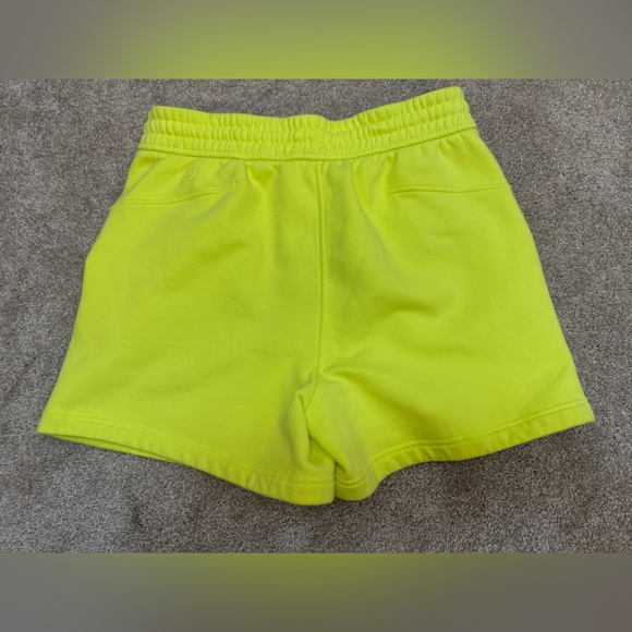 Lululemon Electric Yellow Loungeful Athletic Shorts, High Rise, size 8, EUC - Picture 10 of 11